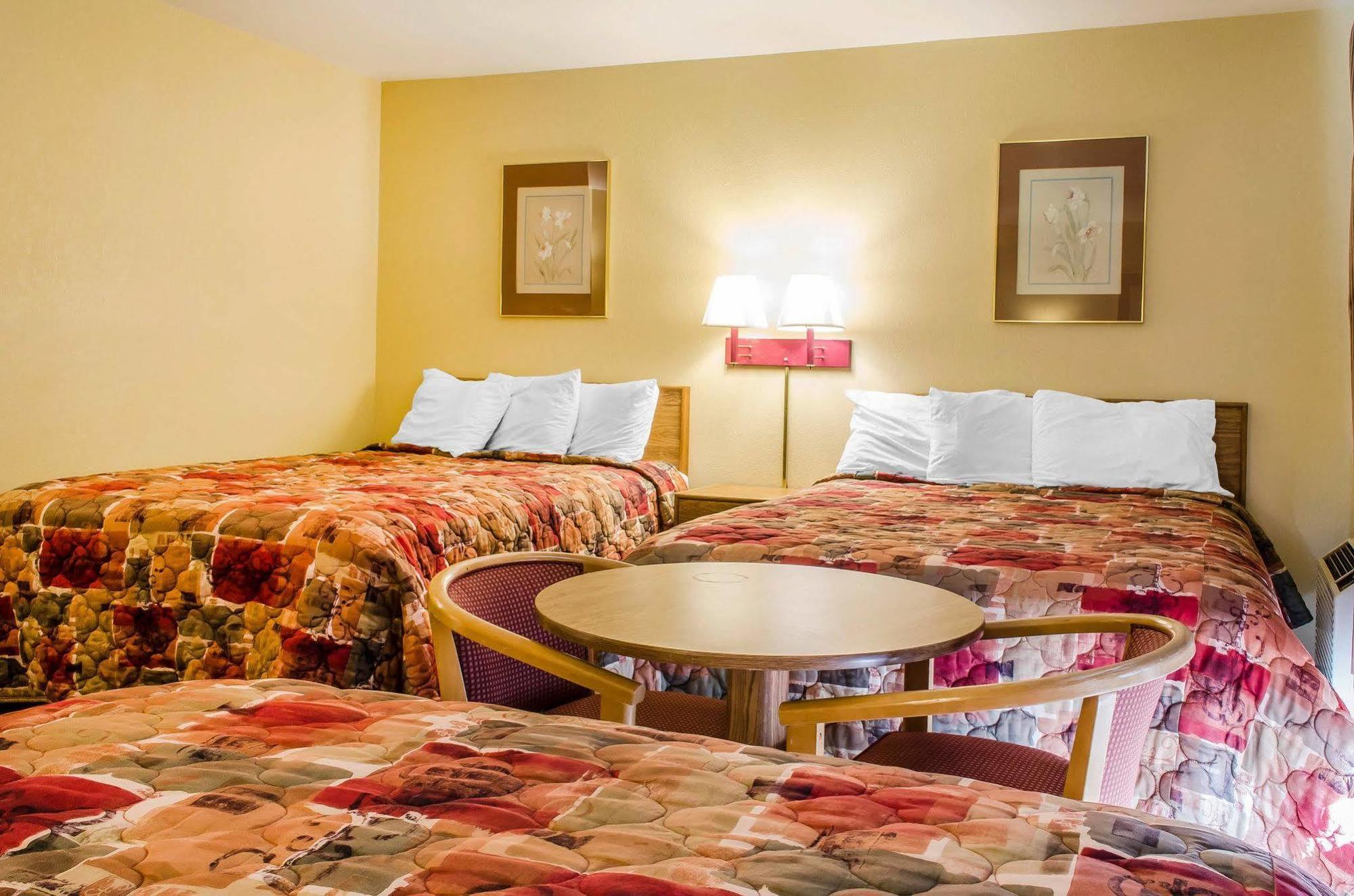 Relax Inn 刘易斯堡 外观 照片